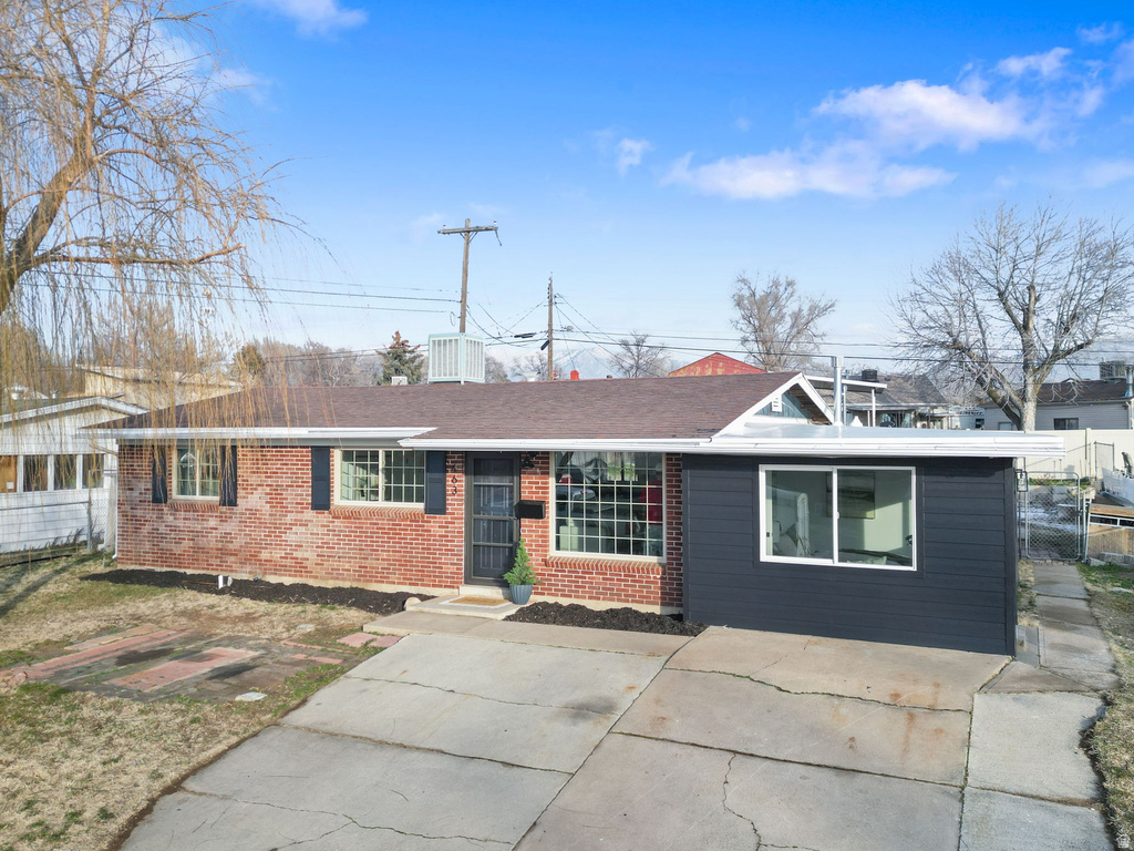 463 N 200 W Clearfield, UT 84015