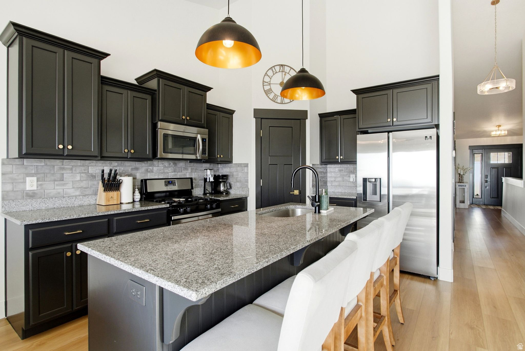 617 W 4050 N Lehi, UT 84043