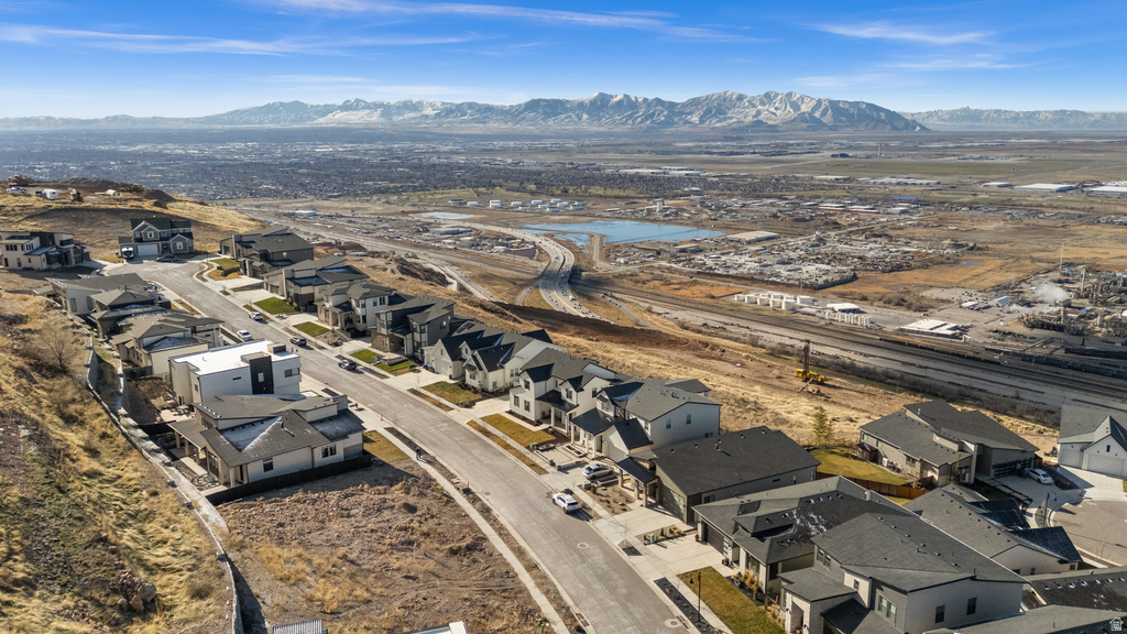 886 S WINTER LN North Salt Lake, UT 84054