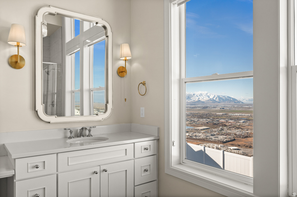 886 S WINTER LN North Salt Lake, UT 84054