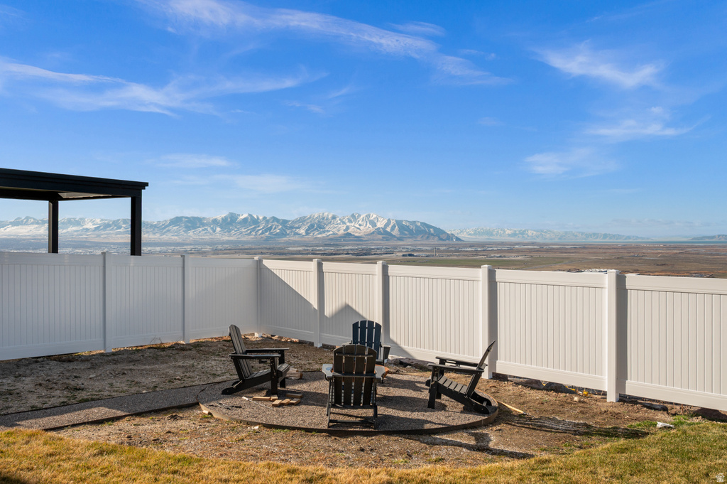 886 S WINTER LN North Salt Lake, UT 84054