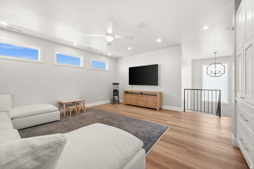 886 S WINTER LN North Salt Lake, UT 84054