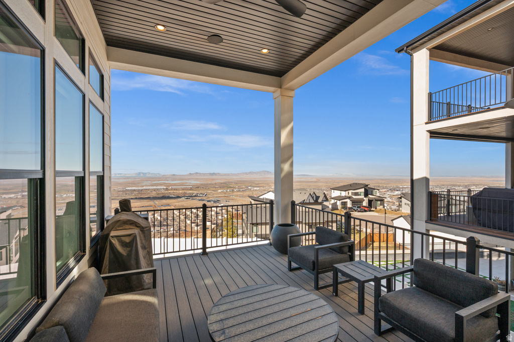 886 S WINTER LN North Salt Lake, UT 84054