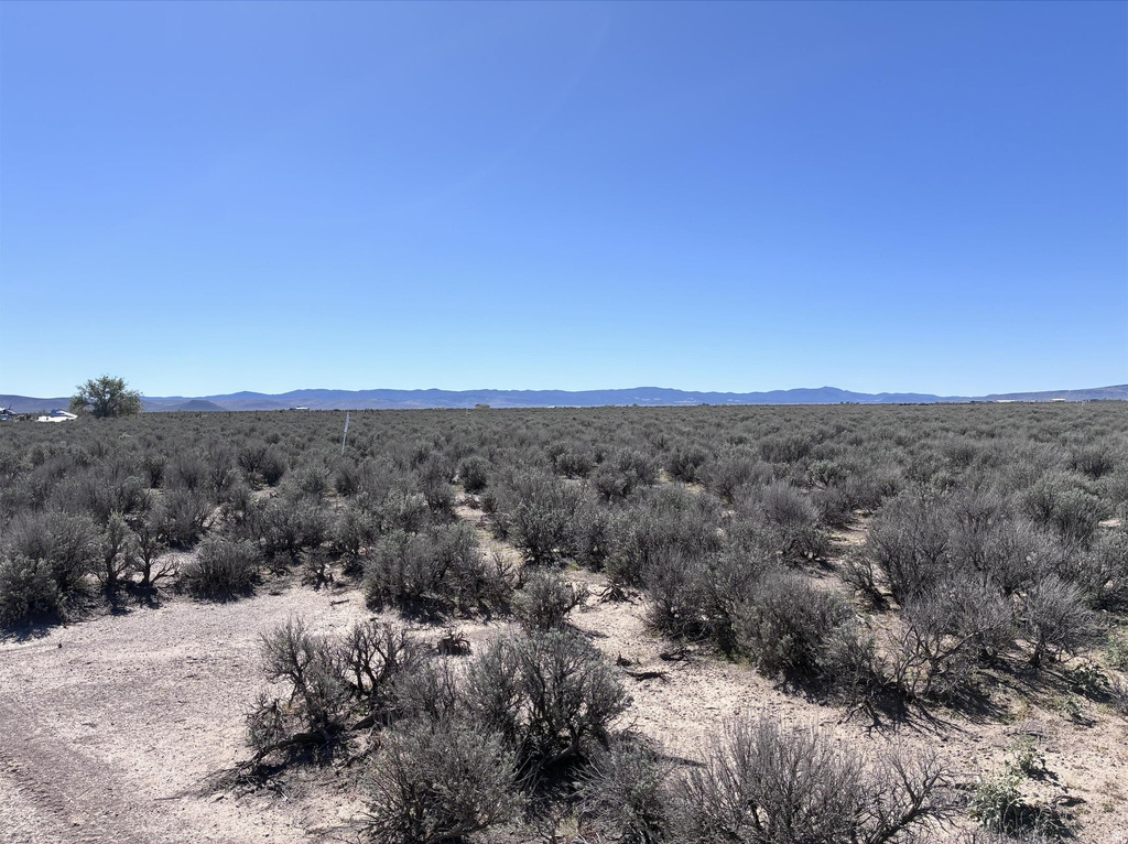 1725 W 8500 N Beryl, UT 84714