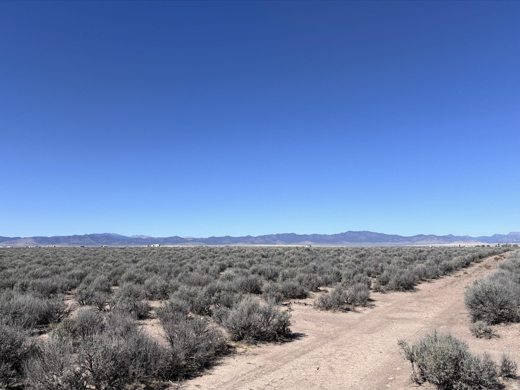 1725 W 8500 N Beryl, UT 84714