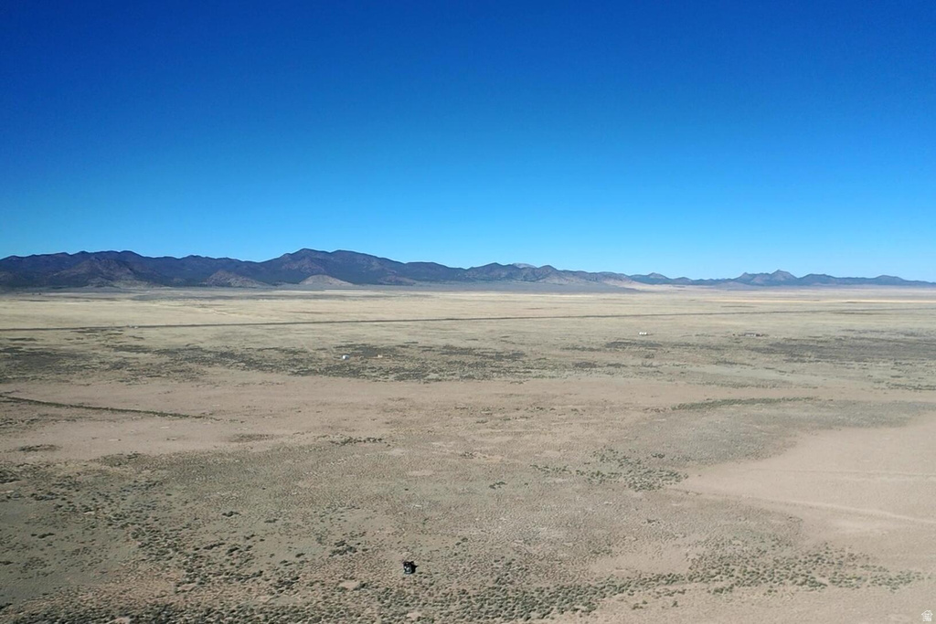 7365 N 8400 W Beryl, UT 84714