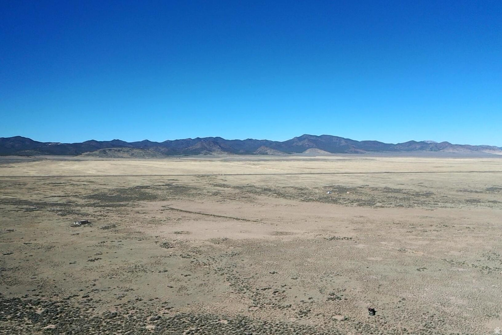 7365 N 8400 W Beryl, UT 84714