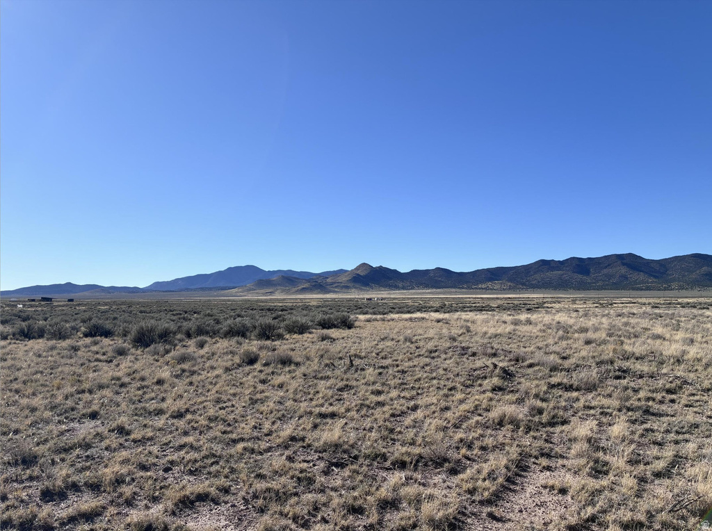 7225 N 9100 W Beryl, UT 84714