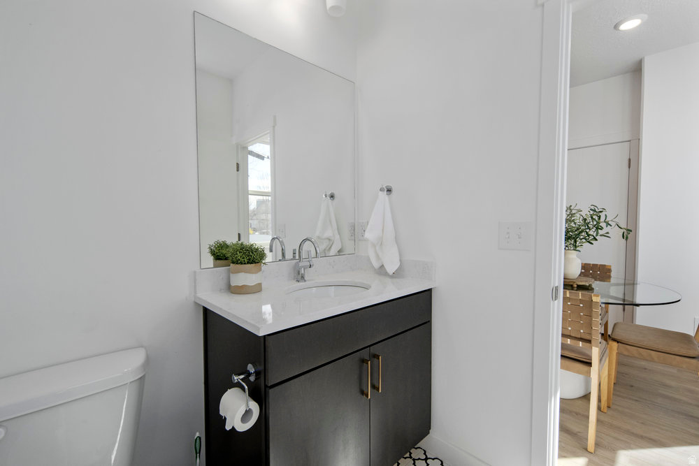 253 W BISHOP PL #10 Salt Lake City, UT 84103