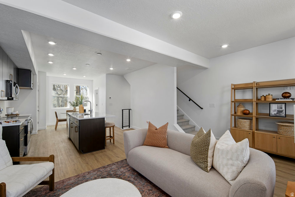 253 W BISHOP PL #10 Salt Lake City, UT 84103