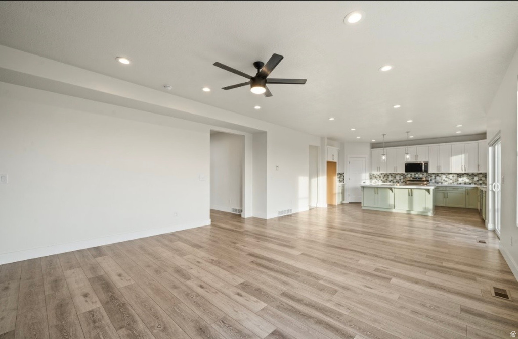 2637 W 3125 S West Haven, UT 84401