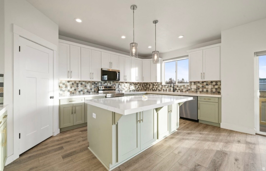 2637 W 3125 S West Haven, UT 84401