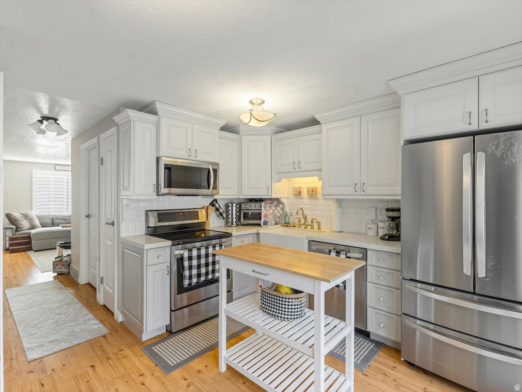 582 W 1950 N Centerville, UT 84014