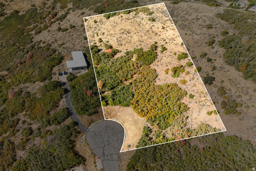 5855 E PIONEER RIDGE CIR Salt Lake City, UT 84108