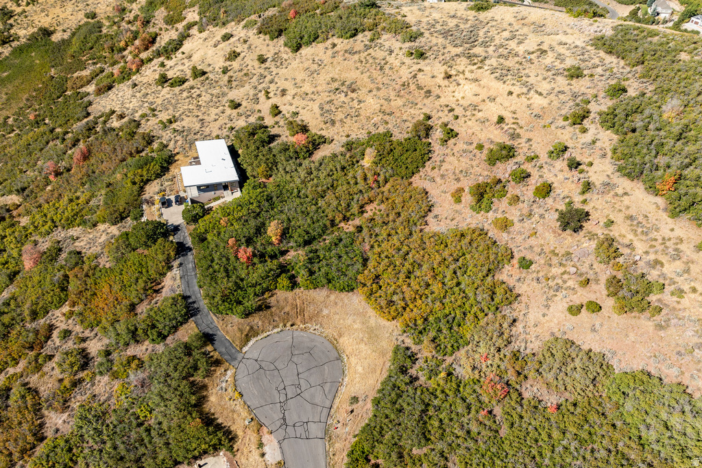 5855 E PIONEER RIDGE CIR Salt Lake City, UT 84108