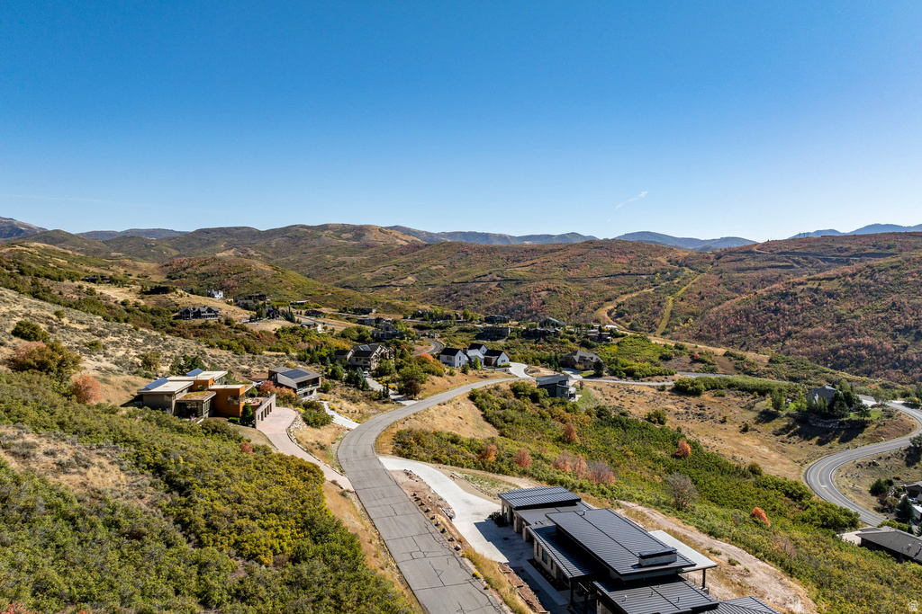 5855 E PIONEER RIDGE CIR Salt Lake City, UT 84108