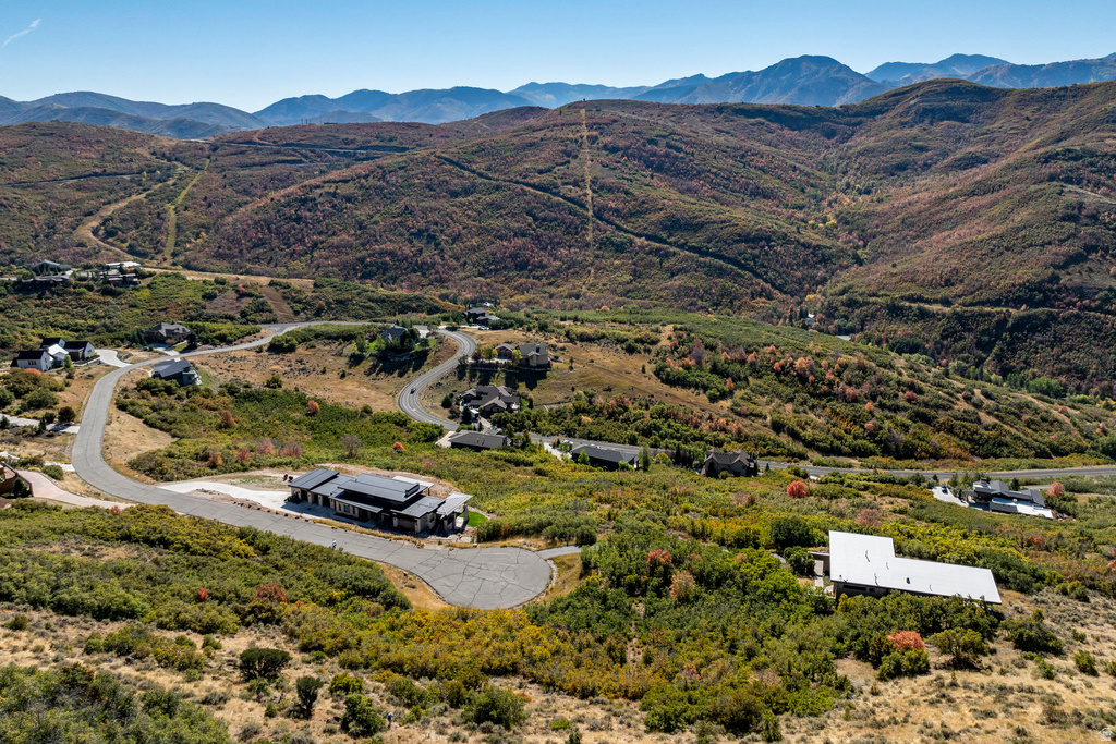 5855 E PIONEER RIDGE CIR Salt Lake City, UT 84108