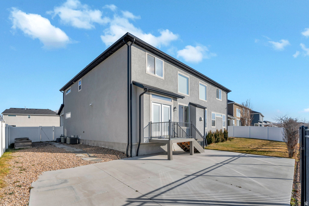 124 S DRY CREEK LN Vineyard, UT 84059