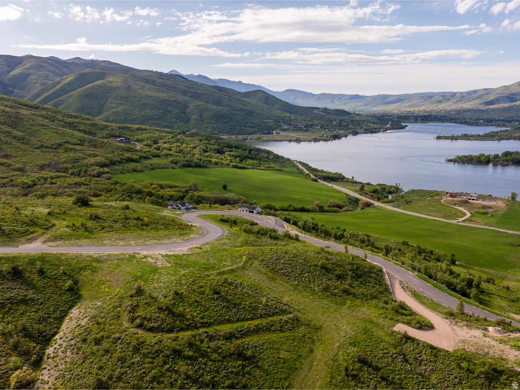 5953 E NIGHTHAWK LN Huntsville, UT 84317