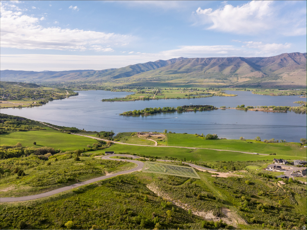 5953 E NIGHTHAWK LN Huntsville, UT 84317