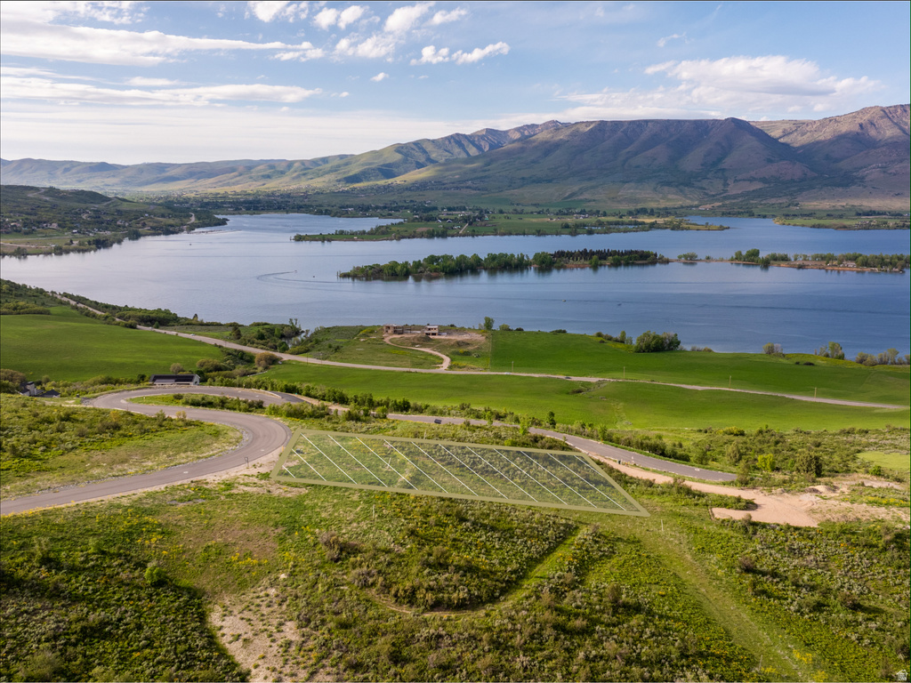 5953 E NIGHTHAWK LN Huntsville, UT 84317