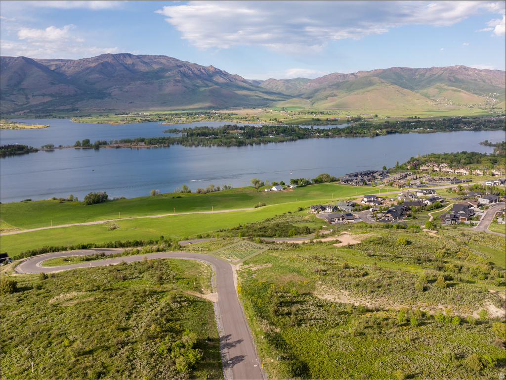 5953 E NIGHTHAWK LN Huntsville, UT 84317