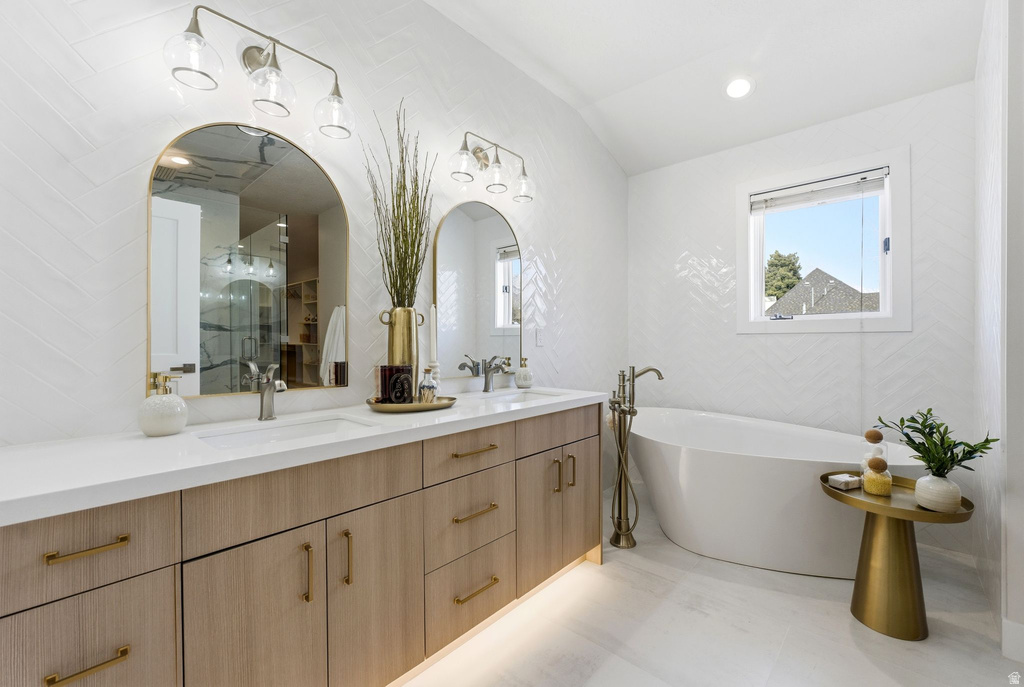 16 GATEHOUSE LN Sandy, UT 84092