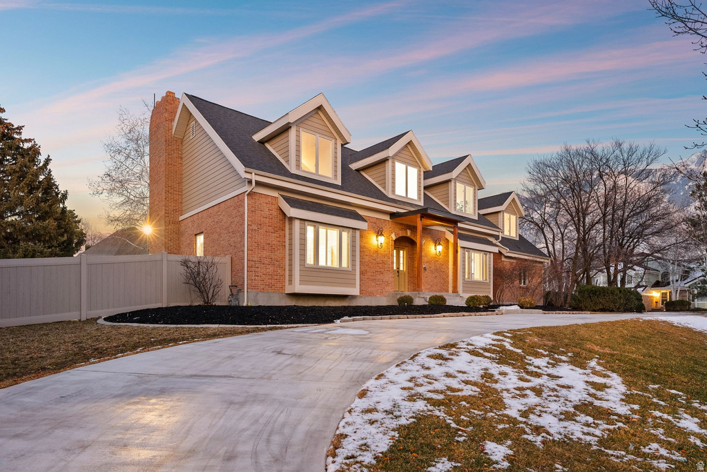 16 GATEHOUSE LN Sandy, UT 84092