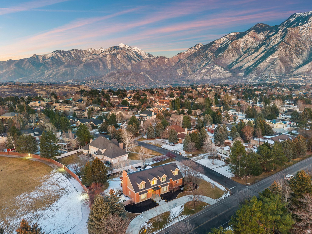 16 GATEHOUSE LN Sandy, UT 84092