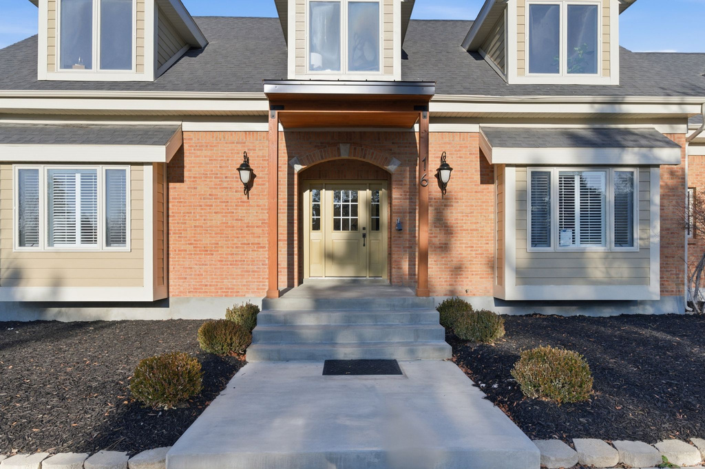 16 GATEHOUSE LN Sandy, UT 84092