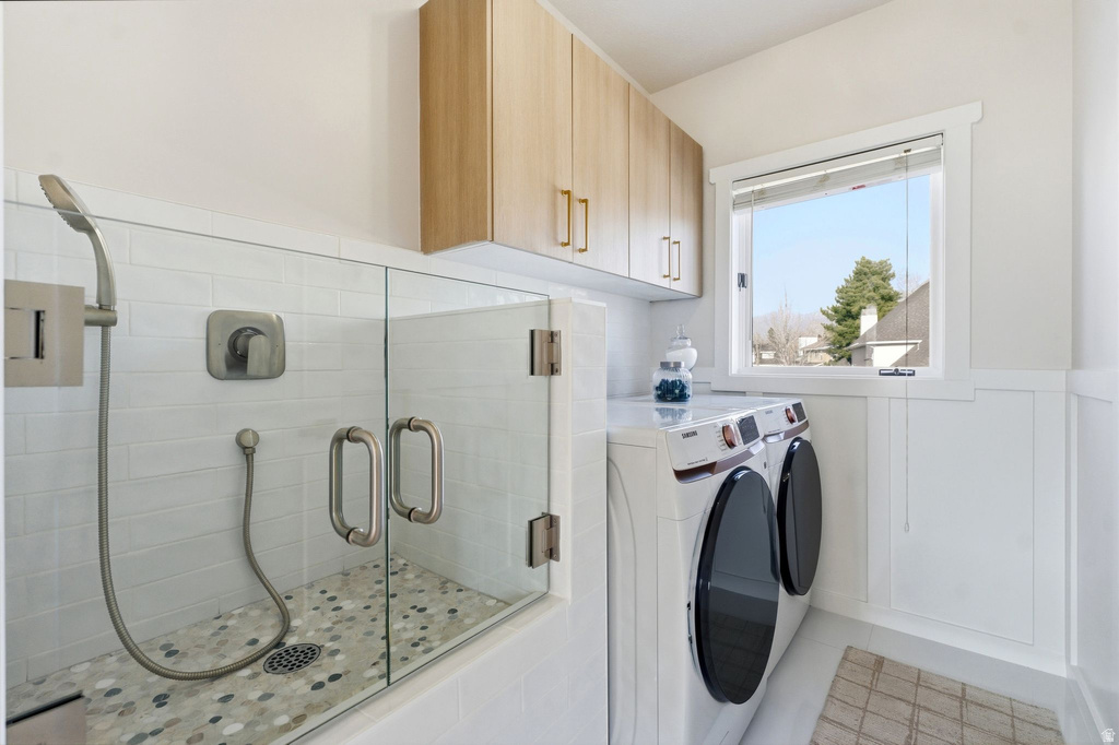 16 GATEHOUSE LN Sandy, UT 84092