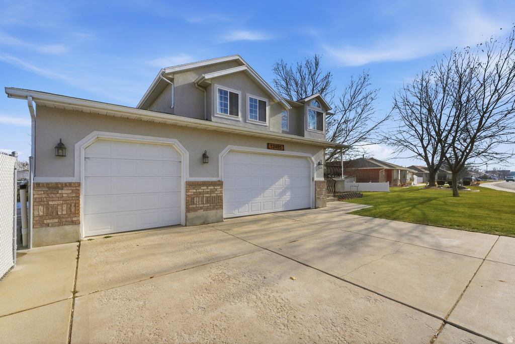 12495 S 3240 W Riverton, UT 84065