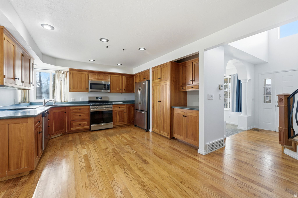 12495 S 3240 W Riverton, UT 84065