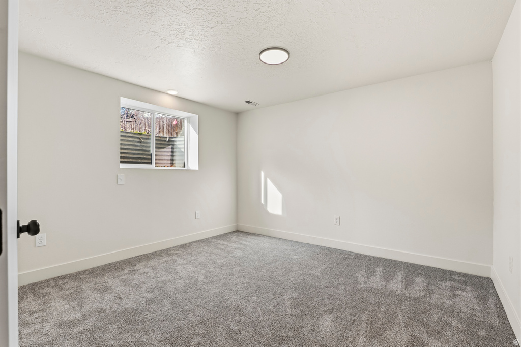 1492 E SANDY DR Sandy, UT 84093