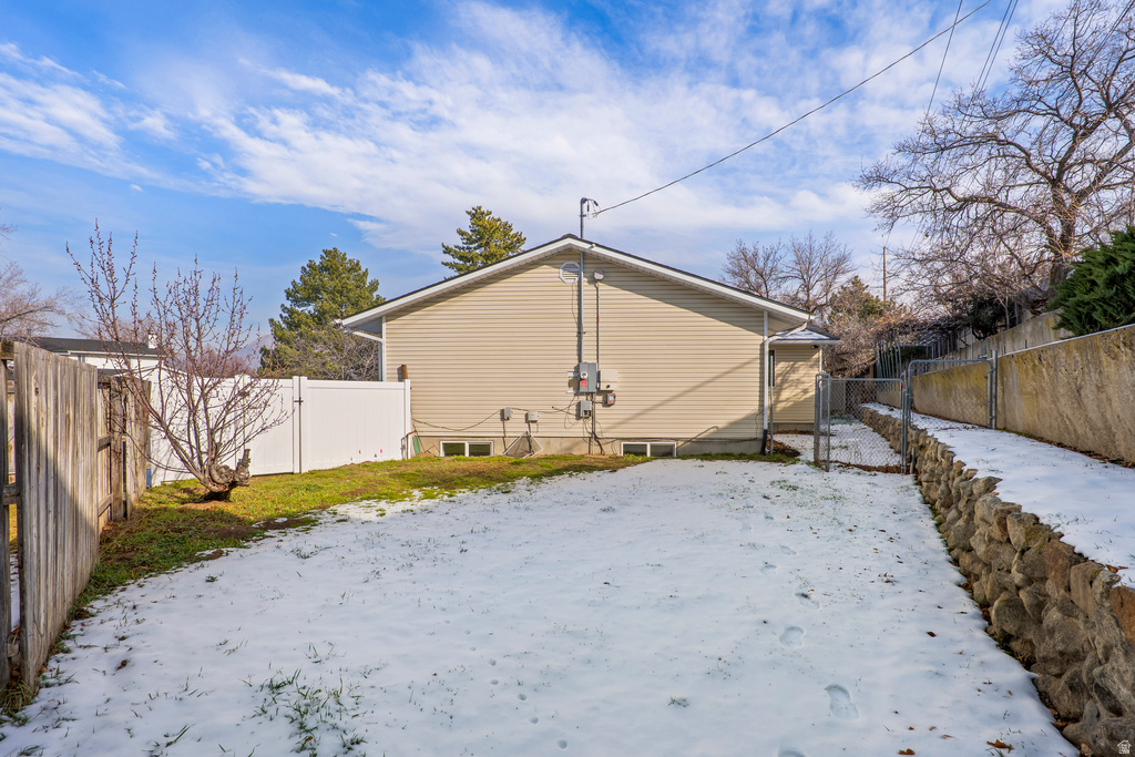 1492 E SANDY DR Sandy, UT 84093