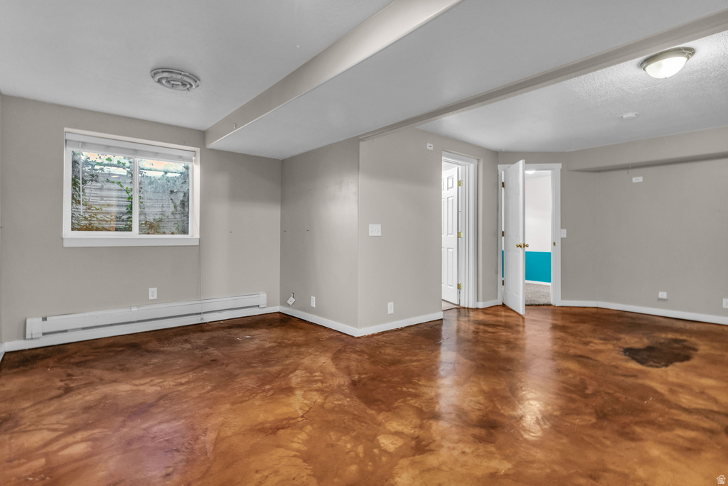 5808 S DUCK POND LN Taylorsville, UT 84123