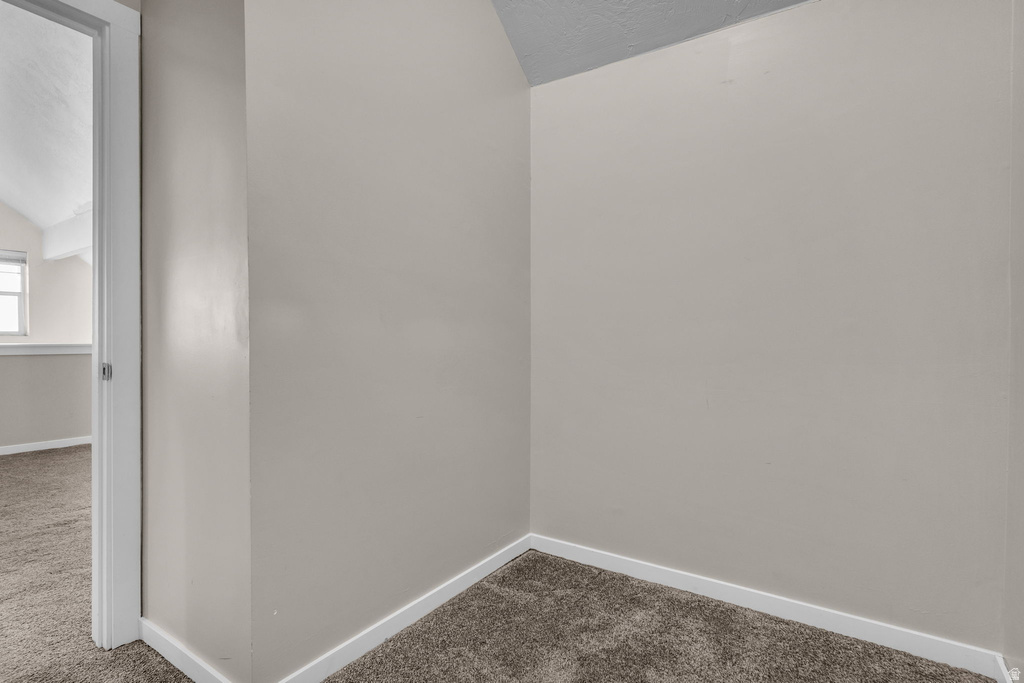 5808 S DUCK POND LN Taylorsville, UT 84123