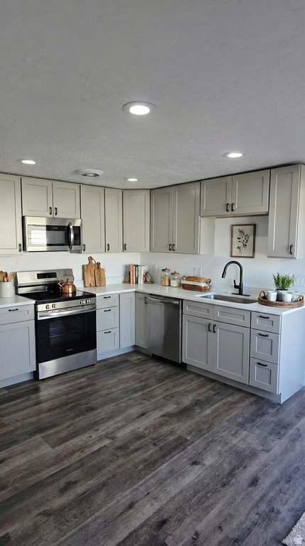 1746 N 475 W Sunset, UT 84015