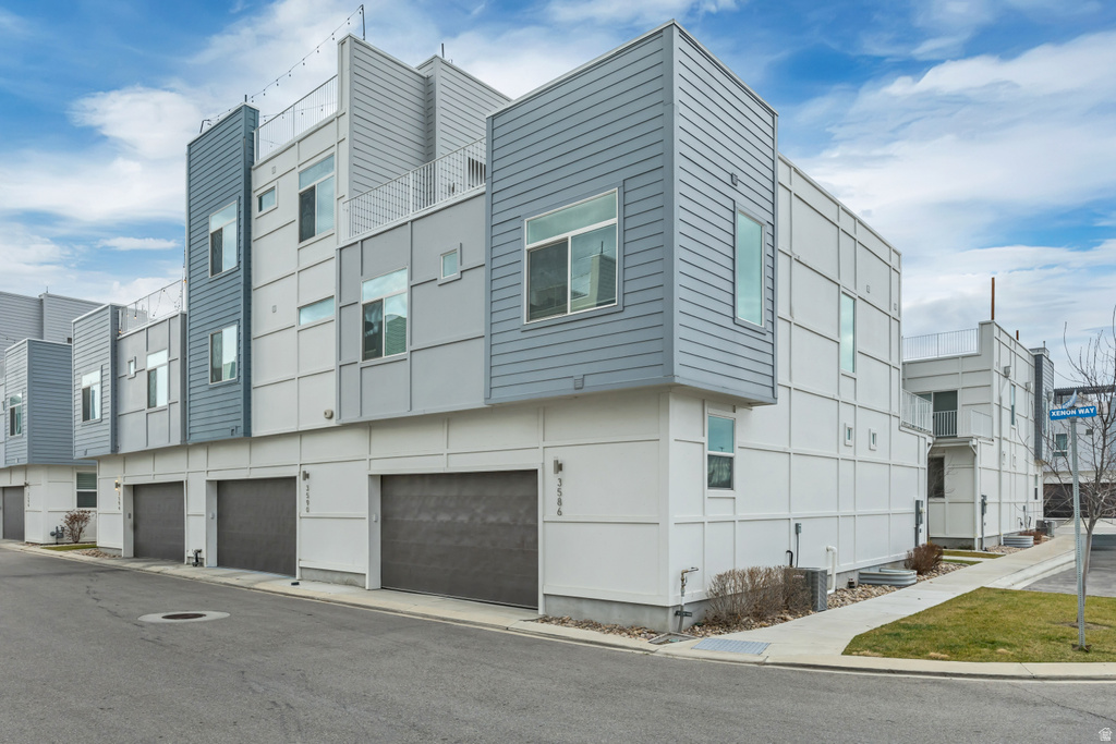 3586 S XENON DR West Valley City, UT 84119