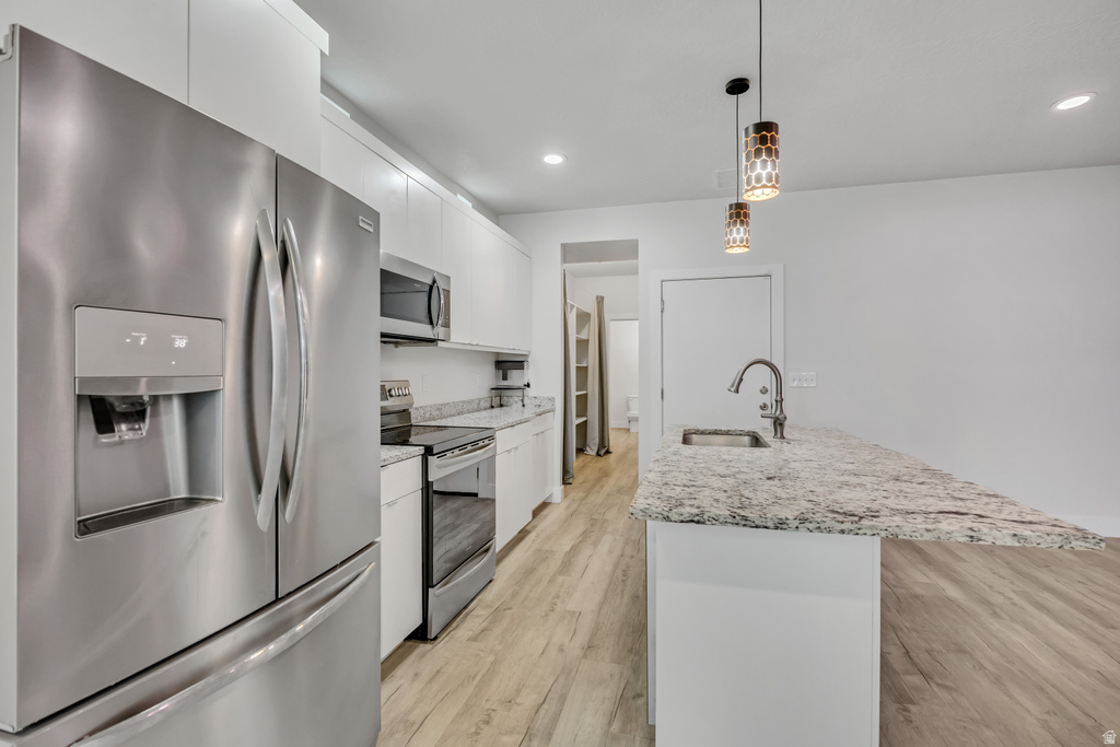 3586 S XENON DR West Valley City, UT 84119