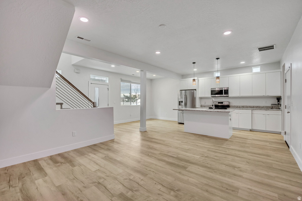 3586 S XENON DR West Valley City, UT 84119