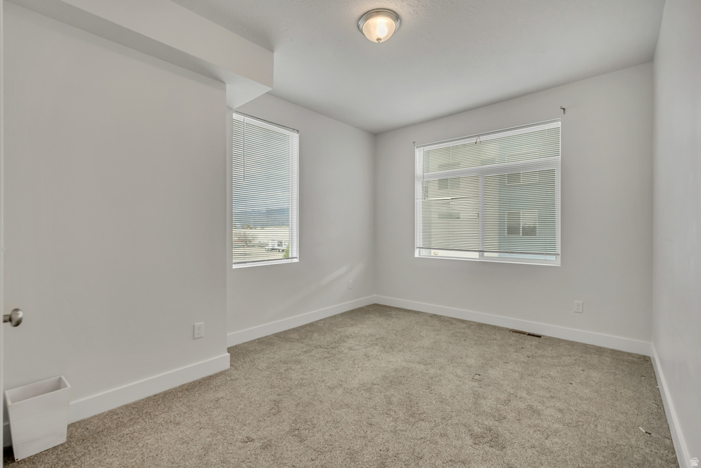 3586 S XENON DR West Valley City, UT 84119