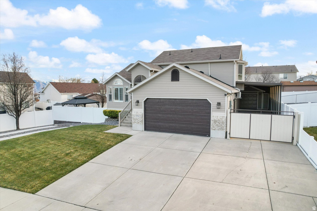 5751 W EARLY DAWN DR West Jordan, UT 84081