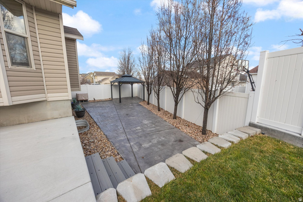 5751 W EARLY DAWN DR West Jordan, UT 84081