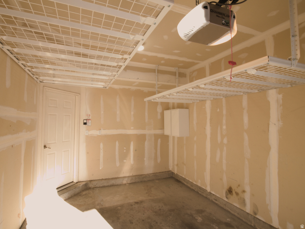 8727 S BLACK DIAMOND CV West Jordan, UT 84081