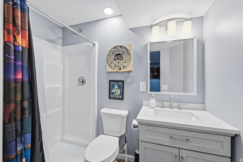 1868 N 75 E Layton, UT 84041