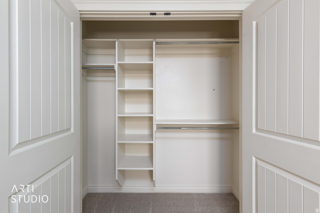 2673 W 2125 N Farr West, UT 84404