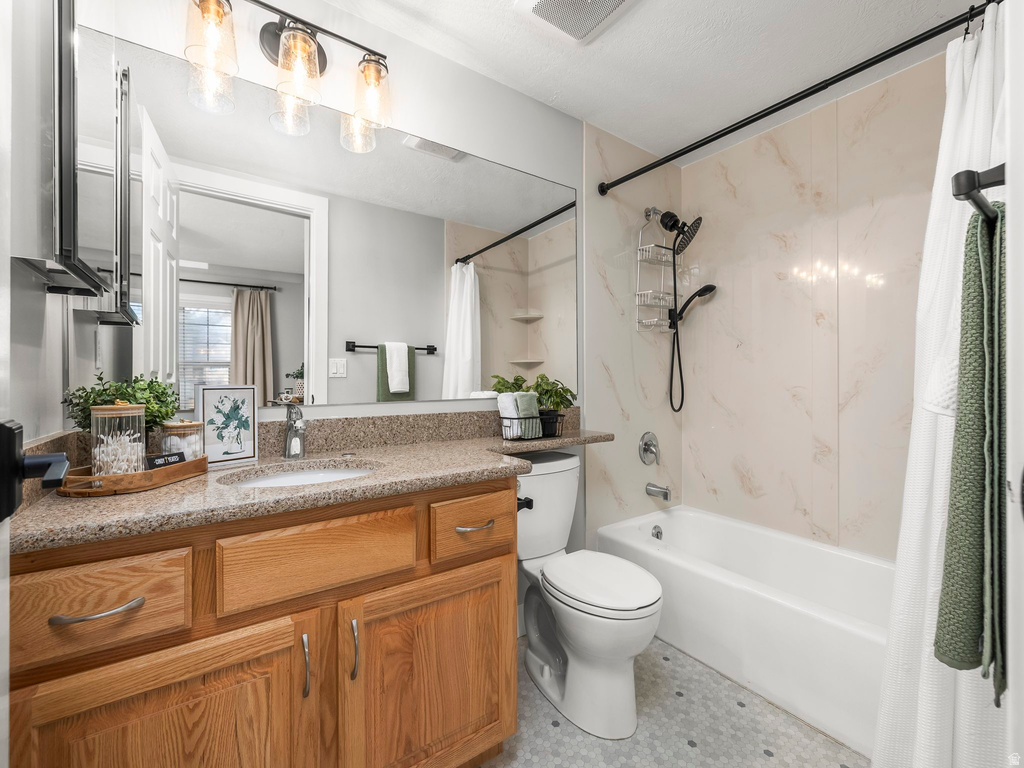 588 E BRIARSPRINGS CIR Midvale, UT 84047