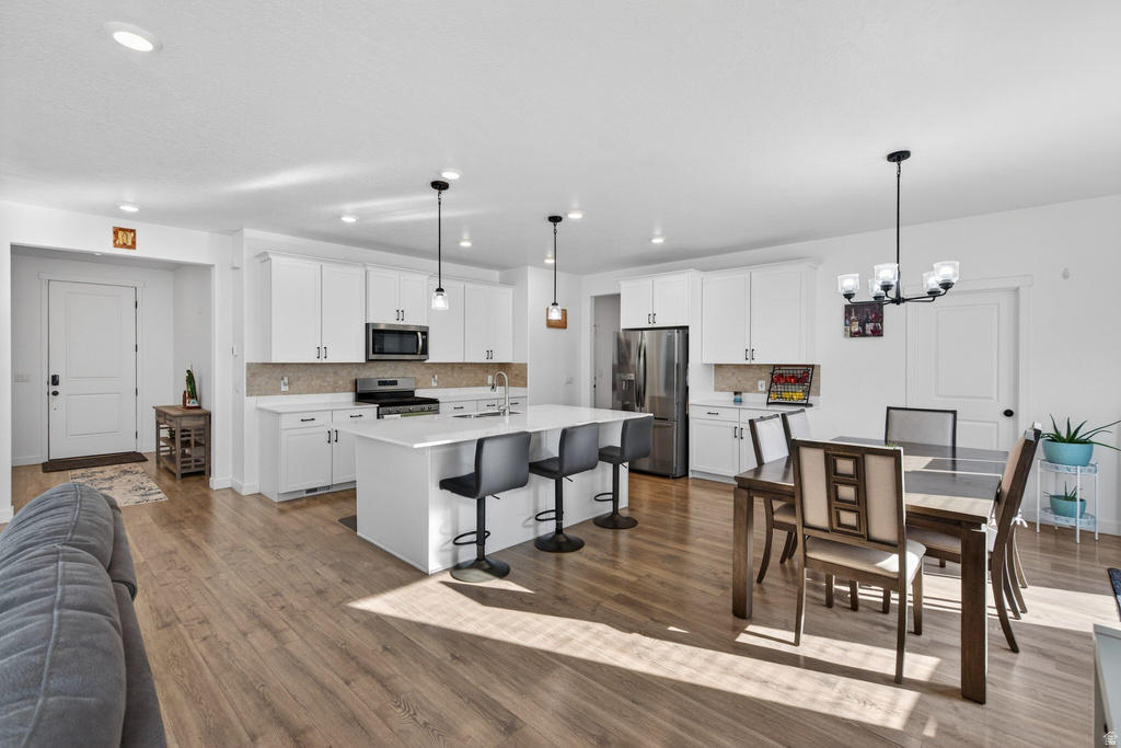 8703 W BECKVILLE DR Magna, UT 84044