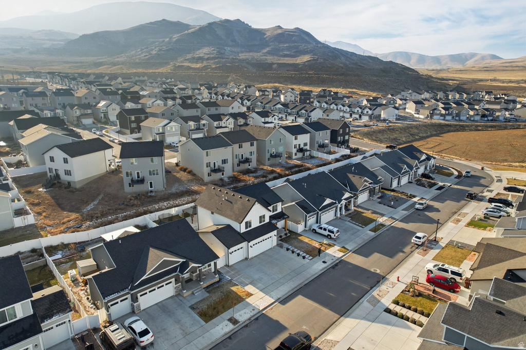 8703 W BECKVILLE DR Magna, UT 84044